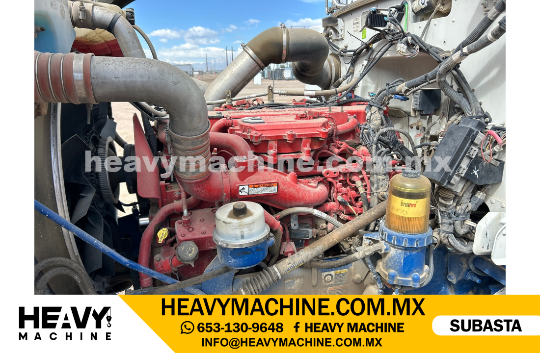 Grúa Titán 2014 PETERBILT 367