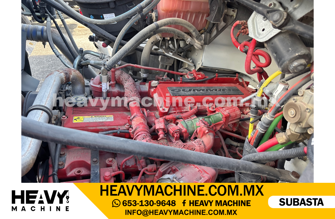 Grúa Titán 2015 FREIGHTLINER 108SD