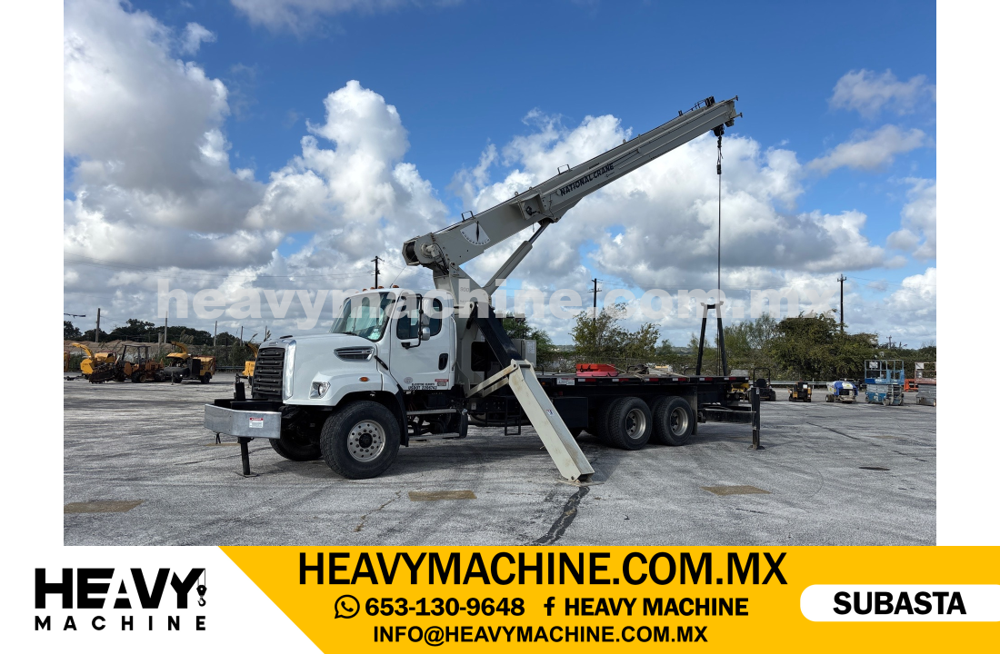 Grúa Titán 2015 FREIGHTLINER 108SD
