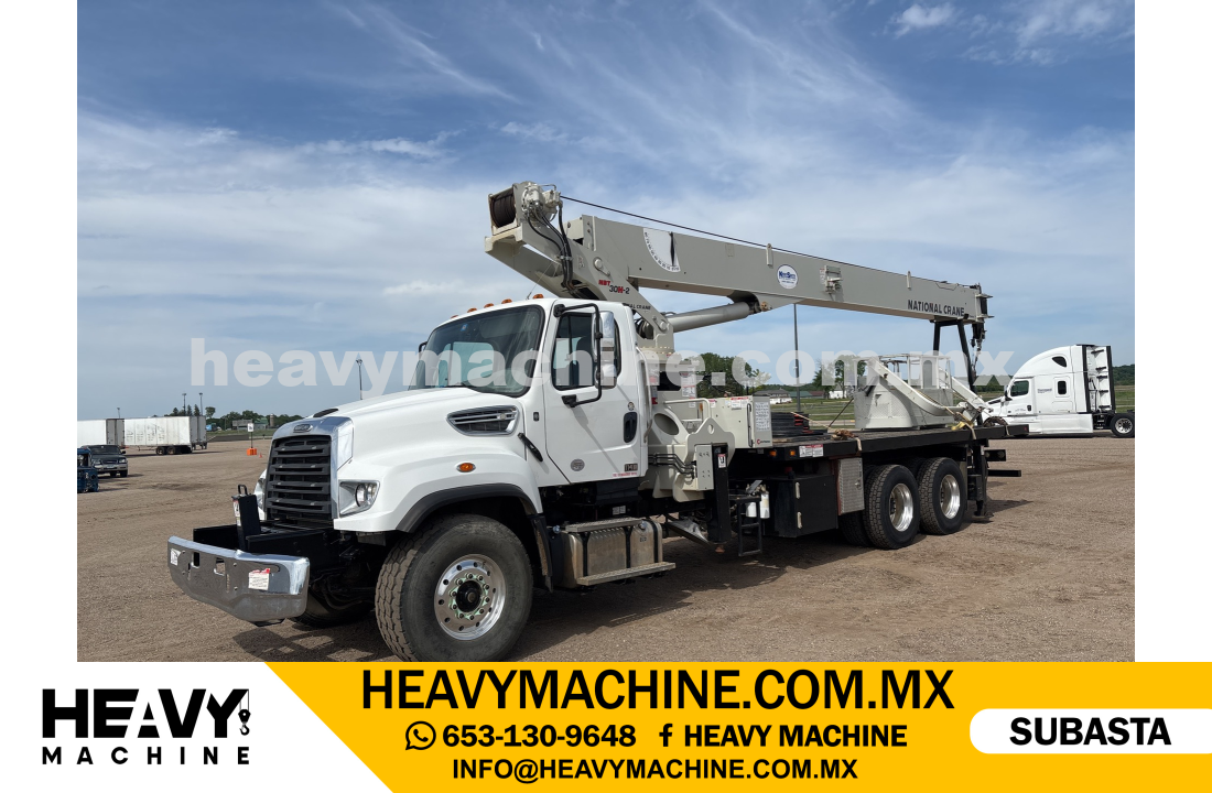 Grúa Titán 2015 FREIGHTLINER 114SD
