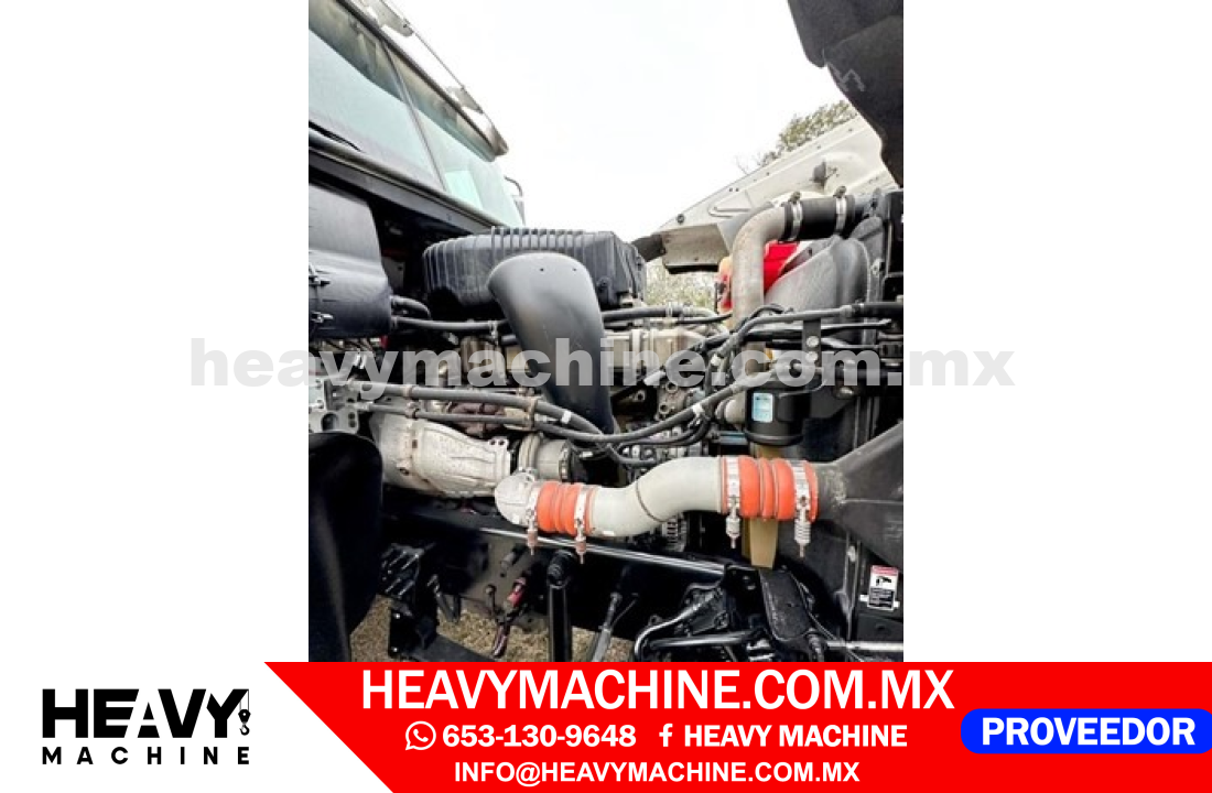 Grúa Titán 2015 FREIGHTLINER 122SD