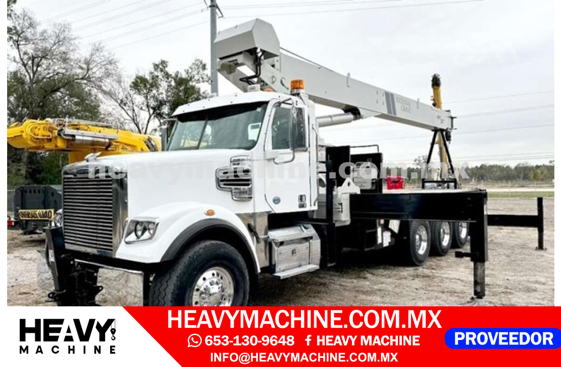 Grúa Titán 2015 FREIGHTLINER 122SD