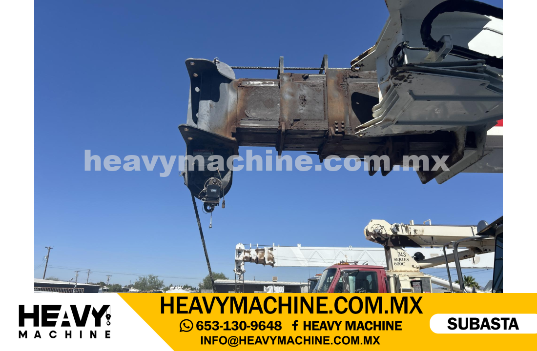 Grúa Titán 2015 PETERBILT 365