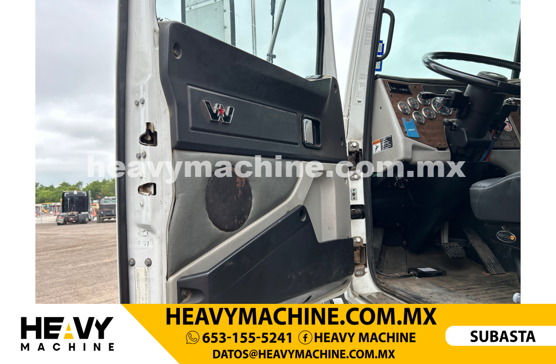 Grúa Articulada 2016 WESTERN STAR 4700