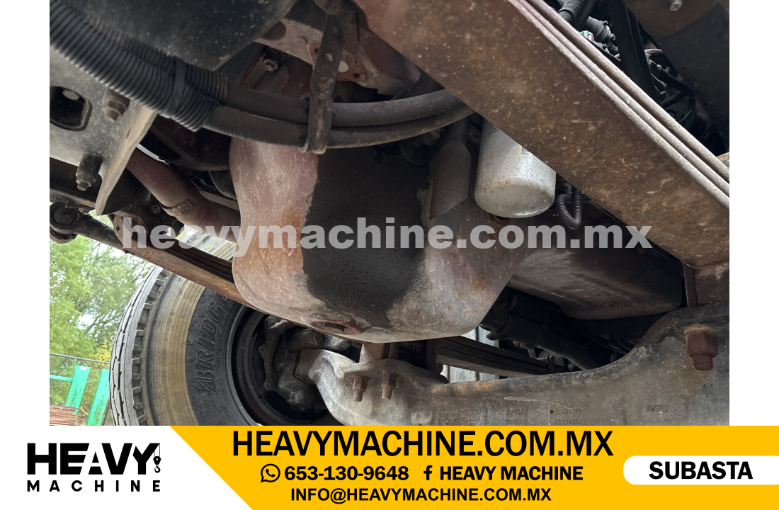 Grúa Articulada 2017 MACK GU813