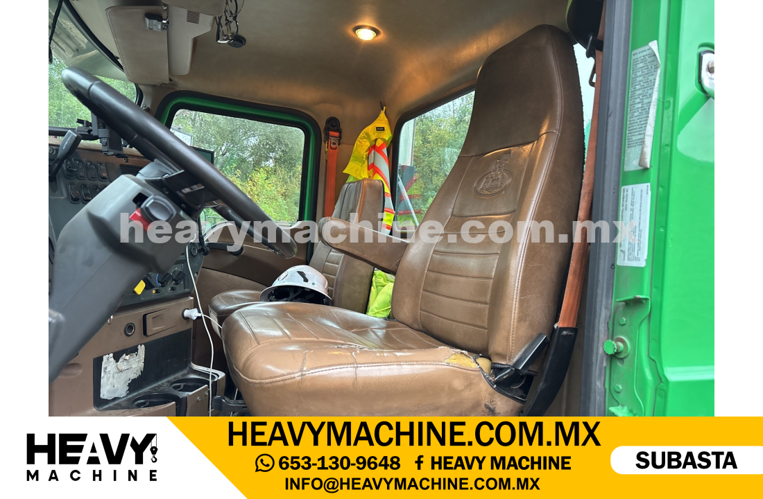 Grúa Articulada 2017 MACK GU813