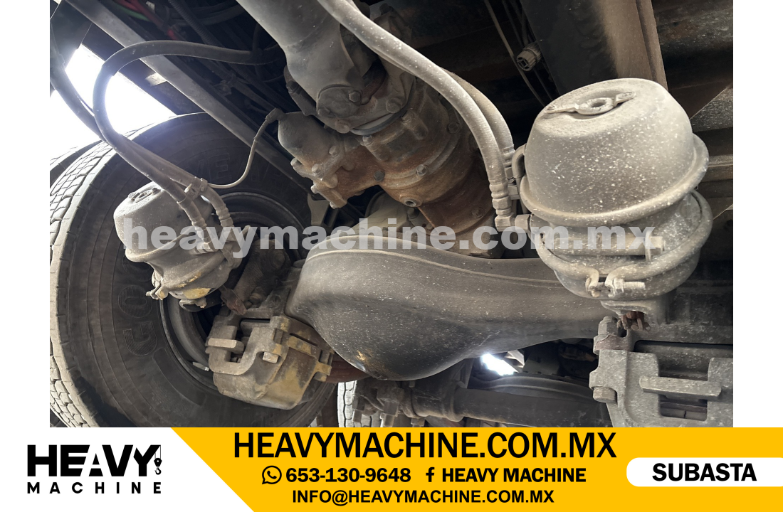 Grúa Articulada 2017 MACK GU813