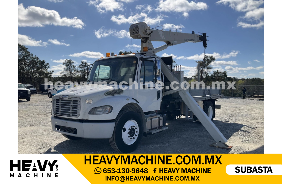 Grúa Titán FREIGHTLINER M2106