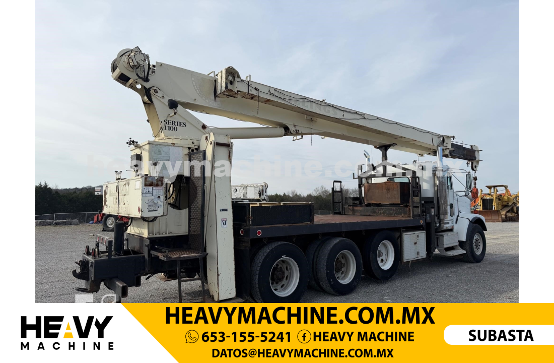 Grúa Titán FREIGHTLINER