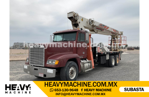 Titán 1993 FREIGHTLINER 
