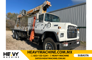 Grúa Titán 1995 FORD LT800