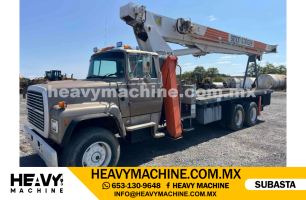 Grúa Titán 1995 FORD LT9000