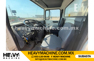 Grúa Titán 1995 FORD LT9000