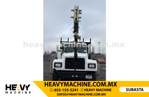 Grúa Titán 1996 MACK RD688S