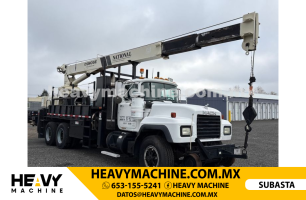 Grúa Titán 1996 MACK RD688S