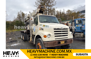 Grúa Titán 1999 STERLING L7501