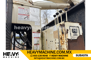 Grúa Titán 1999 STERLING L7501