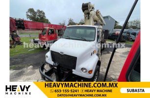 Grúa Titán 1999 STERLING LT7500