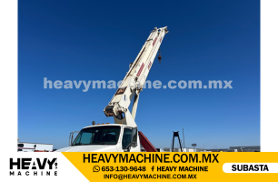 Grúa Titán 1999 STERLING LT7501