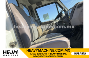 Grúa Titán 1999 STERLING LT8511