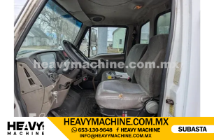 Grúa Titán 2001 STERLING M7500