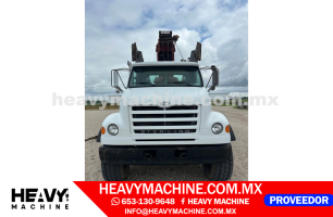 Grúa Titán 2001 STERLING