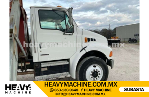 Grúa Titán 2002 STERLING M7500