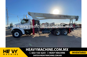 Grúa Titán 2002 Sterling