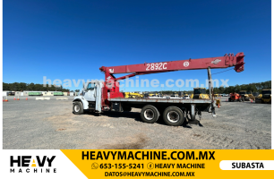 Grúa Titán 2003 STERLING LT7500