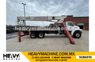 Grúa Titán 2003 STERLING LT7500