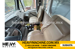 Grúa Titán 2003 STERLING LT7500