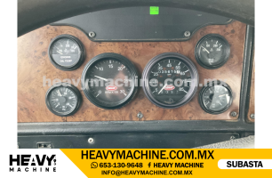 Grúa Titán 2004 PETERBILT 357