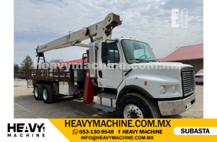 Grúa Titán 2005 FREIGHTLINER M2106V