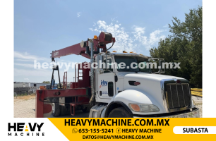 Grúa Titán 2005 Peterbilt 335