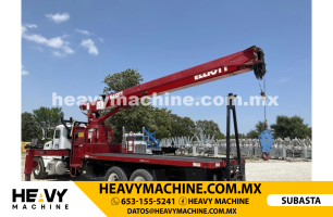 Grúa Titán 2005 Peterbilt 335