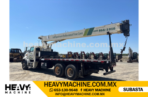 Grúa Titán 2005 STERLING L8500