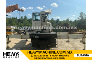 Grúa Titán 2005 STERLING L9500