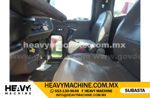 Grúa Titán 2006 PETERBILT 357