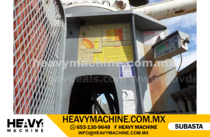 Grúa Titán 2006 PETERBILT 357