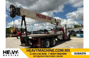 Grúa Titán 2006 STERLING L9500