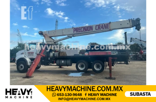 Grúa Titán 2006 STERLING L9500