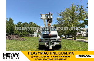 Grúa Titán 2006 STERLING L9500