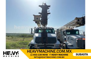 Grúa Titán 2006 STERLING L9500