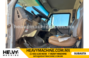 Grúa Titán 2006 STERLING L9500