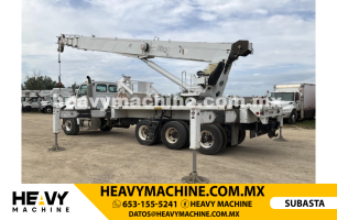 Grúa Titán 2006 STERLING LT9500