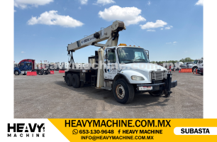 Grúa Titán 2007 FREIGHTLINER M2 106