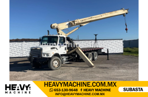 Titán 2007 FREIGHTLINER 