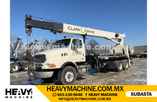 Grúa Titán 2007 STERLING L8500