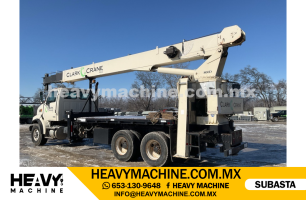 Grúa Titán 2007 STERLING L8500