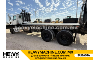 Grúa Titán 2007 STERLING LT7500